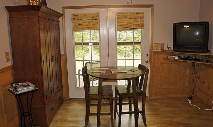 Lexington Cottage | Kentucky River Cottages ~ 3rd Floor Suite ~ On The Bourbon Trail!