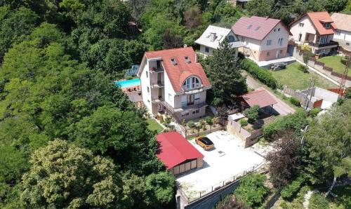 Szentendrei House | Kerekhegy Vendégház