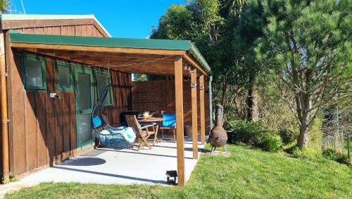 Whakamarama House | Kereru Cottage , rural B&B, Tauranga