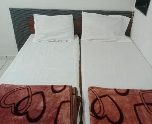 Dwarka House | Keshav homstey femeli room