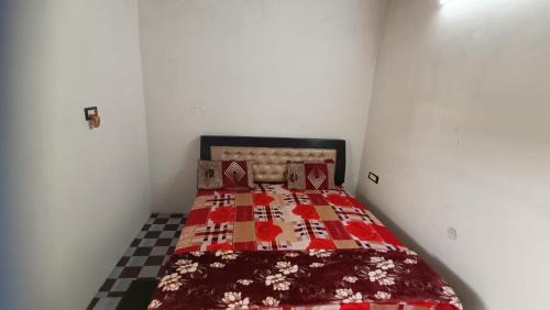 Mathura House | Keshav Narayan Home Stay