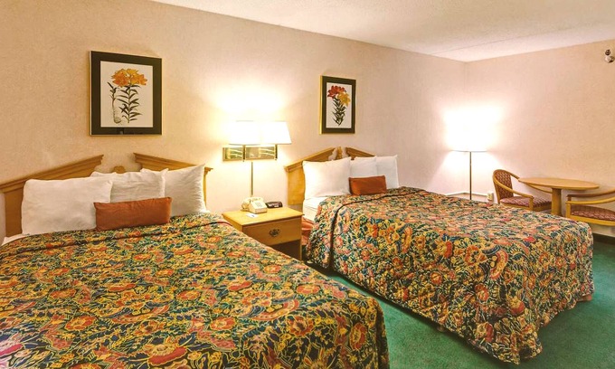 Roseville House | Key Inn Roseville - 2 Double Bed Acessible Non-Smoking