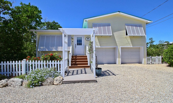 Marathon House | Key Lime Kottage- Waterfront Home on Gulf of Mexico w/Private Pool, Dock & More