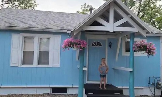 Monticello House | Key Lime Resorts - Unit #5 - 5 O'Clock Somewhere Lake House