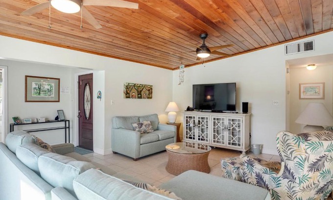 Key Colony Beach House | Keyluxe Retreat