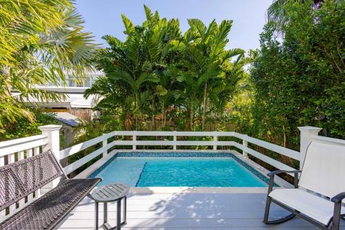 Uptown - Upper Duval House | Keys Please!