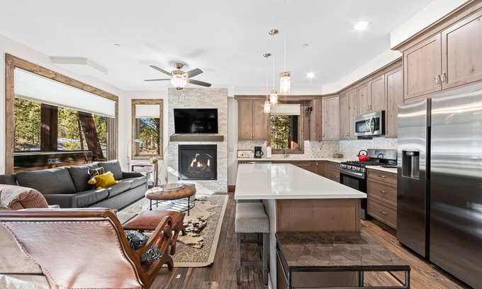 Lakeside Village Condo | Keystone Condo w/Private Hot Tub & Fire Pit in Quiet Location, Shuttle Nearby