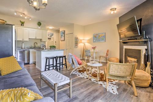 Summit Cove Apartment | Keystone Condo with Patio and Mountain Views!