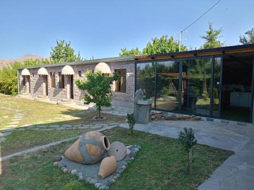 Yeghegnadzor House | Khachatryan's Guest House