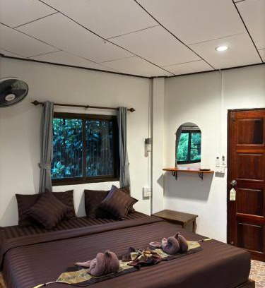 Khlong Sok Resort | Khao Sok Jungle Huts Resort