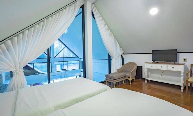 Mu Si Villa | Khaoyai Valley 3