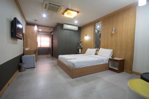 Khon Kaen Hotel | Khon Kaen Ruenrom Hotel