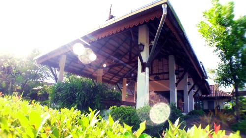 Nakhon Si Thammarat Hotel | Khum Nakhon Hotel