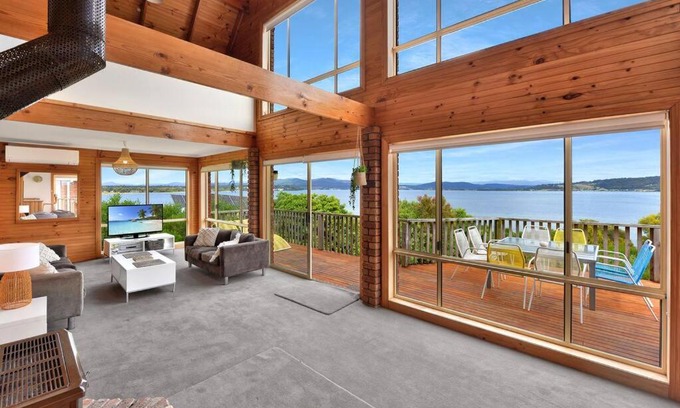 Akaroa House | Kiama Sunset On George's