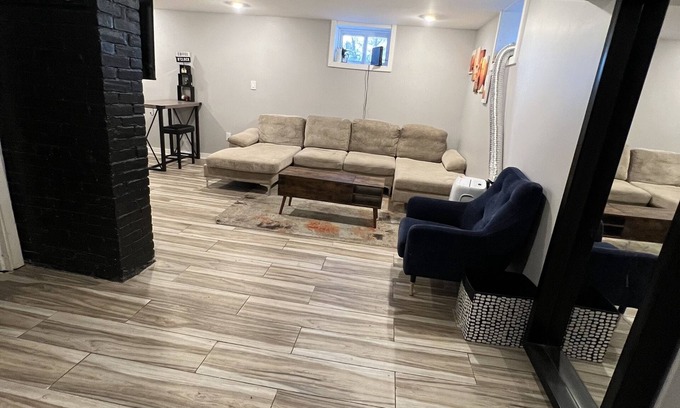 Upper Darby Apartment | Kickback and relax in a one bedroomapartment.
