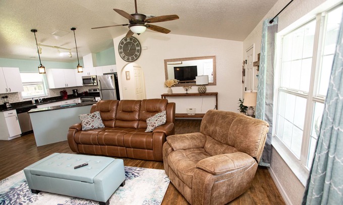 Shady Hills House | Kid/Pet Friendly, 2/2 Home Fully Fenced Acre, Great location for Scallop Season