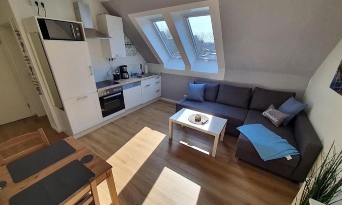 Russee - Hammer Apartment | Kiel-Russee Familienwohnung, Lademöglichkeit, Co2 Frei