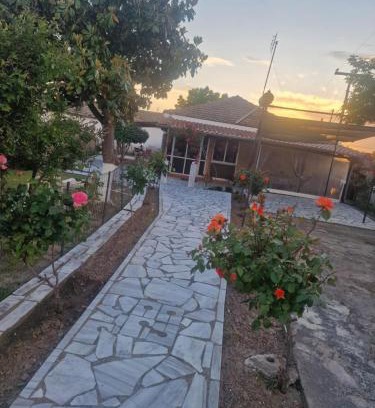 Topeiros House | Kikas Stone House