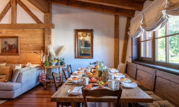 Sankt Anton am Arlberg Ski Chalet | Kikombe Lodge