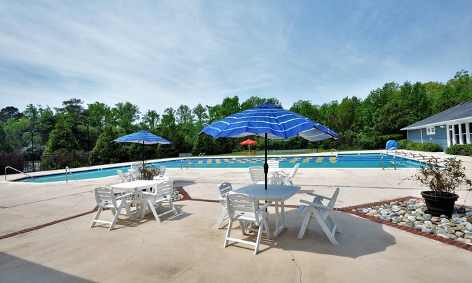 Harbinger House | KIL9119 Kilmarlic Ballestros. Golf Resort, Community Pool & Fitness
