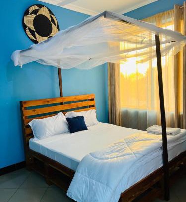 Moshi Hotel | Kilimanjaro Smiley Inn