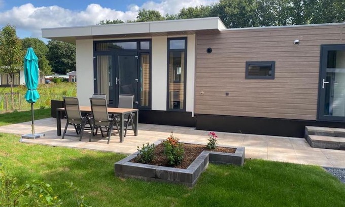 Municipality of Harderwijk Ski Chalet | Kindvriendelijk luxe chalet in de bossen met privé sauna