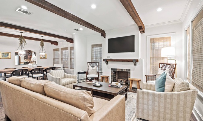 Fort Worth House | King BD|Game Area|Historic|Near Downtown