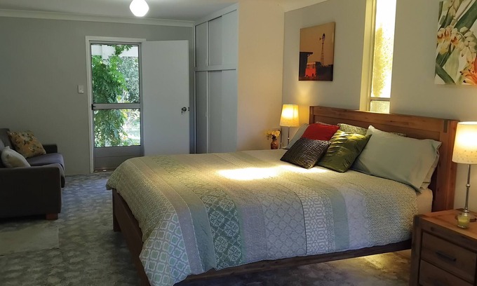 Valery House | KING BED 8 mins from A1 VALERY Mid North Coast