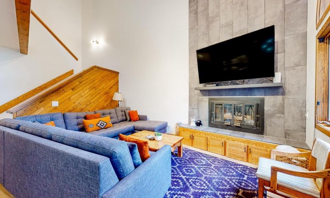 Peak 9 House | King's Crown