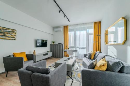 Castle Hill Apartment | King's Golden Flat