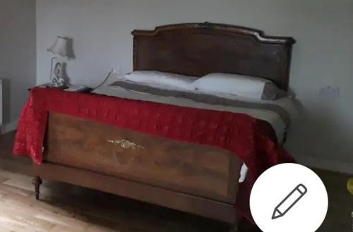 Kilkenny House | King Size Bed, Private Parking, Centrally Located