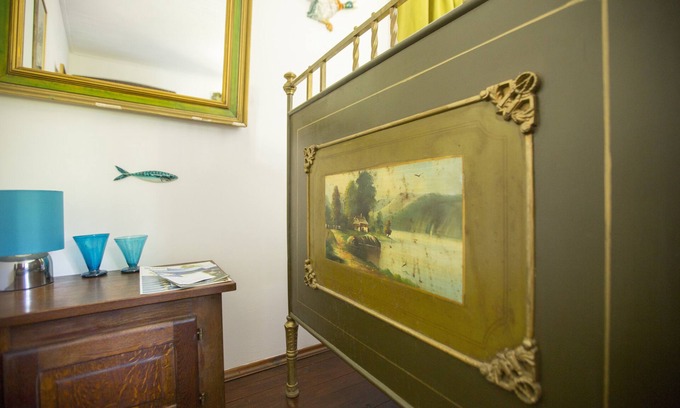 Gabrovo Bed & Breakfast | King-sized en-suite with garden view