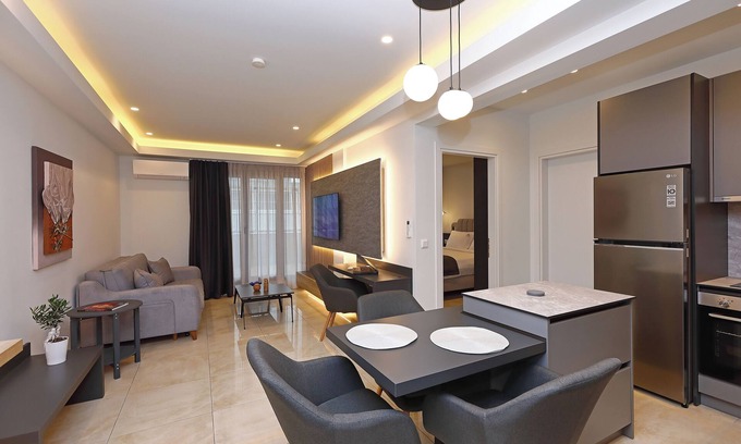 Thessaloniki City Centre Apartment | King Suite with Balcony | Zotos Luxury Living #12