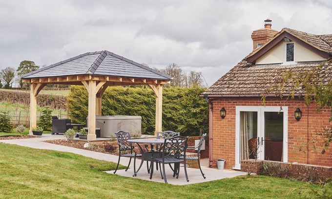 Pudleston Cottage | Kingfisher Cottage - Luxury Cottages