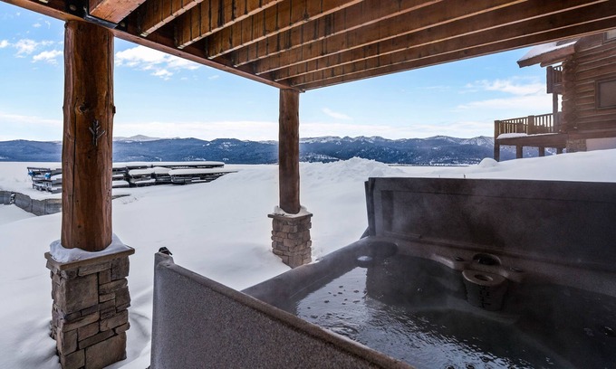 West Yellowstone House | Kings Cabin