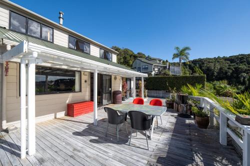 Paihia House | Kings Summer House - Paihia Holiday Home