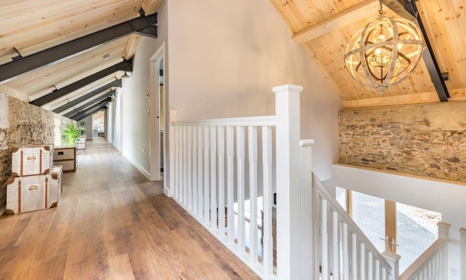 Totnes House | Kingston Estate