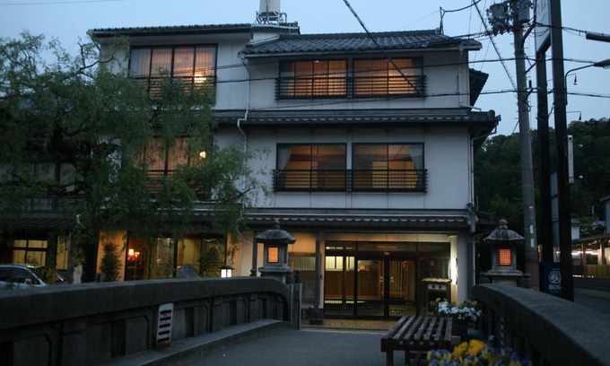Kinosaki Onsen Hotel | Kinosaki Onsen Kawaguchiya Honkan