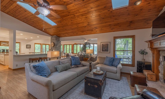 Innsbrook House | Kinsey Cove by Innsbrook Vacations!