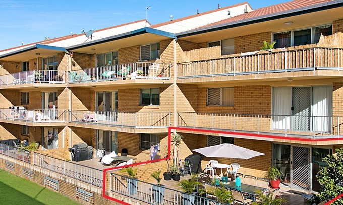 Coolangatta Apartment | Kirra Beachside - Central Kirra - Min. 3 Night Stays!