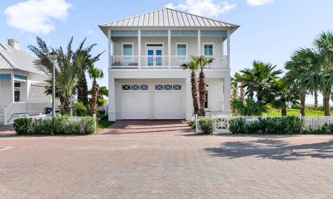 The Shores House | Kite One - Private bayside home with Pool and Hot Tub home