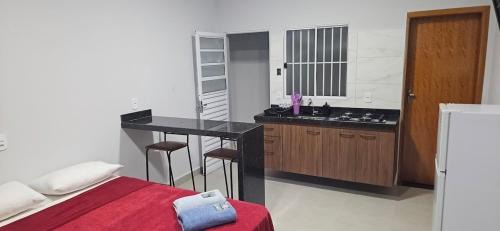 Indaiatuba House | kitnet 7 Paulista Douglas · Loft 7 Espaço Inteiro Vista para o PQ Ecológico
