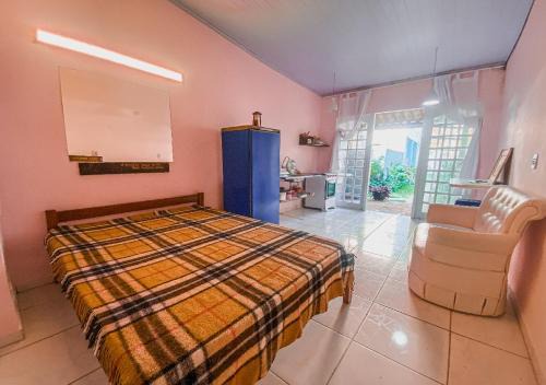 Pereque-Mirim Apartment | Kitnet completa a 800m da Praia