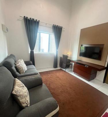 Taman Tunku Majid House | Kj Resident Homestay