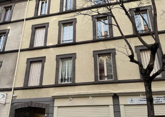 La Gare Apartment | Klein