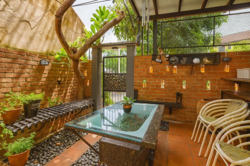 Taman Kota Laksamana House | Knocknock 70s Home, Courtyard Garden Jonker Parking, BBQ KTV Coway