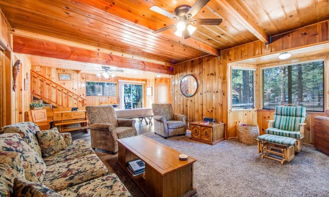 Big Bear City House | Knotty Pine Tavern