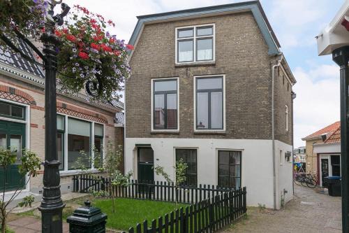 Grou Apartment | Knus vertoeven in een historisch pand in Grou.