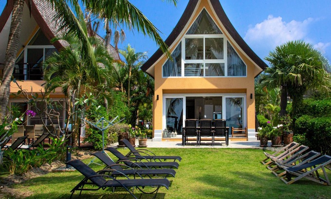 Ko Chang Villa | Koh Chang Holiday - 4 Bedrooms Beachfront Villa