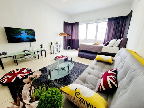 Bandar Puchong Jaya Apartment | Koi 7 Guest 2 Room Puchong IOI Sunway Lagoon Pyramid Bkt Jalil Pavilion Bkt Jalil Stadium
